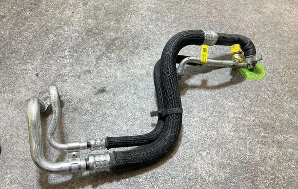 Tesla Model 3 Air conditioning (A/C) pipe/hose 1625910 DB321312