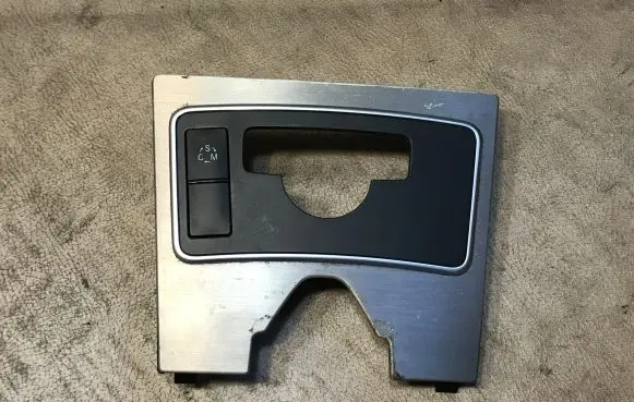 Mercedes-Benz E W212 Other center console (tunnel) element A2129050800