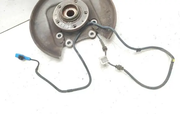 Peugeot 508 RXH Rear wheel hub spindle/knuckle 9670245780 9674578580