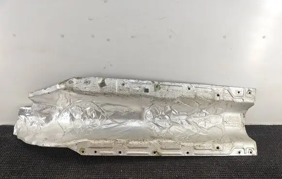 Renault Scenic IV - Grand scenic IV Exhaust heat shield 747517622R 747519072R