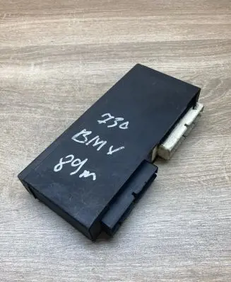 BMW 7 E32 Comfort/convenience module 1379741 604040501E