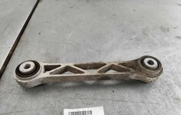 Tesla Model S Rear upper control arm/wishbone 104396400C