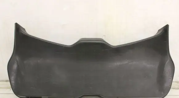 Nissan Qashqai Tailgate/boot lid cover trim 