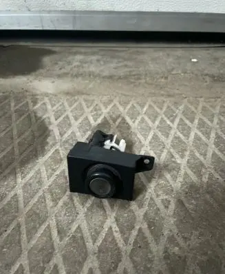 Audi A6 S6 C4 4A 12 V Socket (front) 