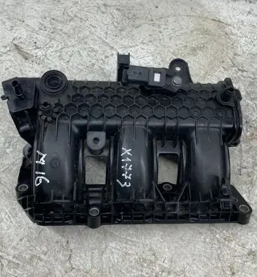 Opel Astra L Intake manifold 9842272880