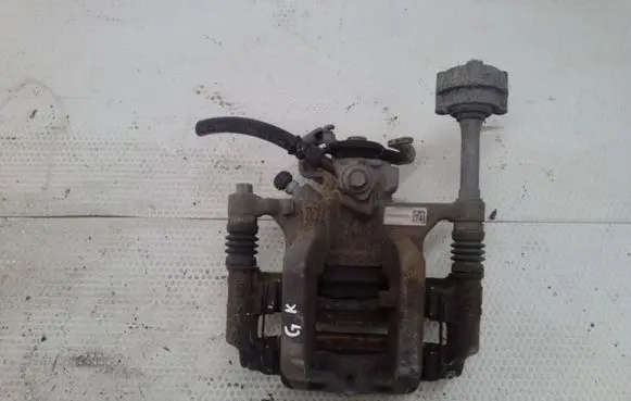 Opel Astra J Rear brake caliper