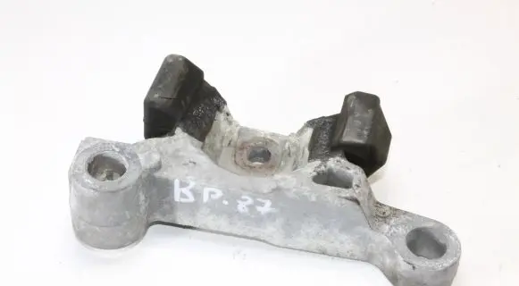 Nissan Qashqai Other engine bay part