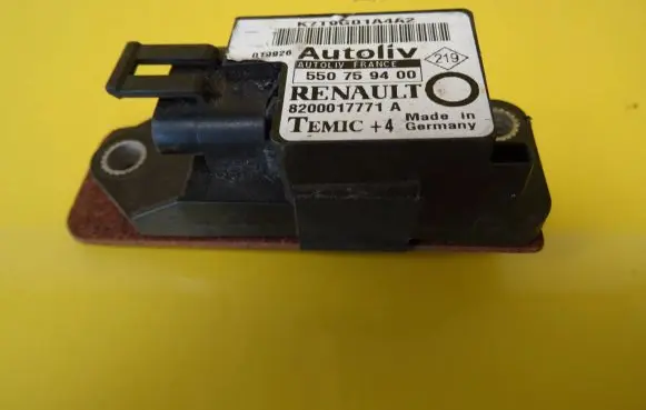 Renault Laguna I Airbag deployment crash/impact sensor 8200017771A