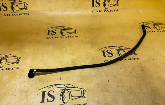 Mercedes-Benz G W461 W463 1st Gen Fuel line pipe A4634701824
