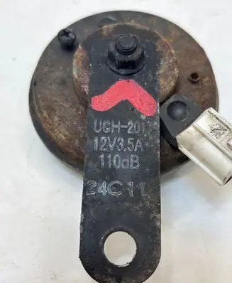Honda CR-V Airbag deployment crash/impact sensor UGH20 12V35A 24C11