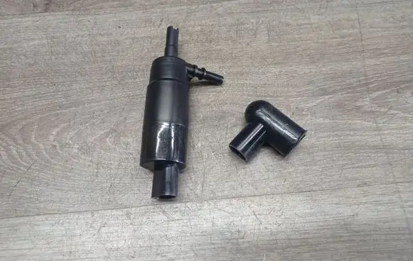 Volvo S60 Headlight washer pump 