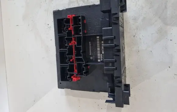 Volkswagen PASSAT B6 Comfort/convenience module 3C0937049J