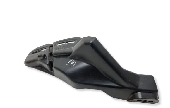Peugeot 2008 II Fender mounting bracket 9825559780