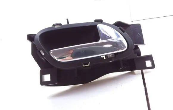 Front door interior handle