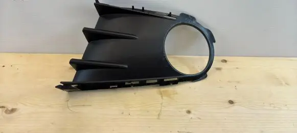 Renault Modus Front bumper lower grill 8200311699