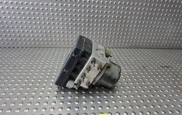 Mitsubishi Pajero Pinin ABS Pump S27730165 MR370264 844402670