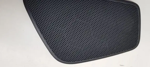Side speaker trim/cover