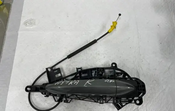 Opel Astra K Front door exterior handle 13506039