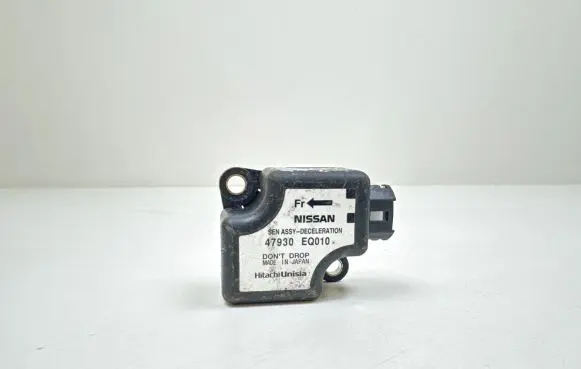 Nissan X-Trail T30 ESP acceleration yaw rate sensor 47930EQ010