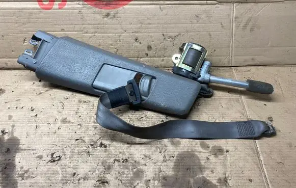 Audi A6 S6 C4 4A Front seatbelt 0566040200