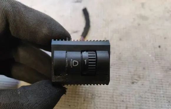 Volkswagen Transporter - Caravelle T5 Headlight level height control switch 7H0941333