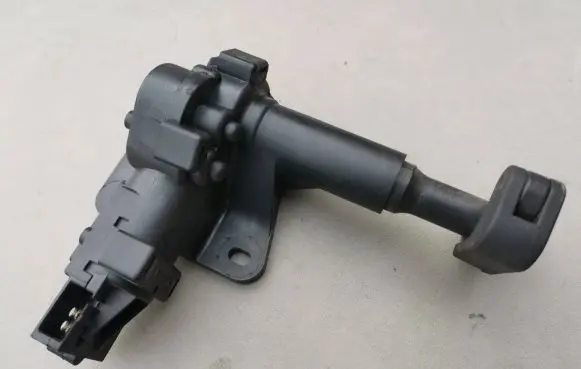 Chrysler Voyager Vent window/glass motor 04717606AB