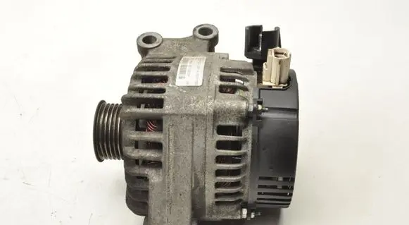 Ford Focus C-MAX Generator/alternator 3N1110300AF