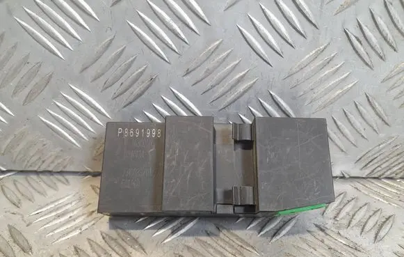 Volvo XC90 Other control units/modules P8691998