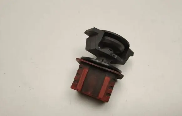 Mercedes-Benz E W212 Radiator mount bracket A0009912595