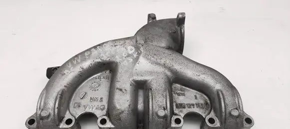 Volkswagen PASSAT B6 Intake manifold 03G129713K