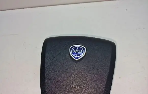 Lancia Thema Steering wheel airbag P1WC55DX9AA TDRLE3081C0147 UDVBB016997