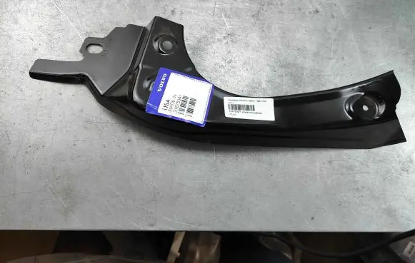 Volvo S60 Other body part 31675347