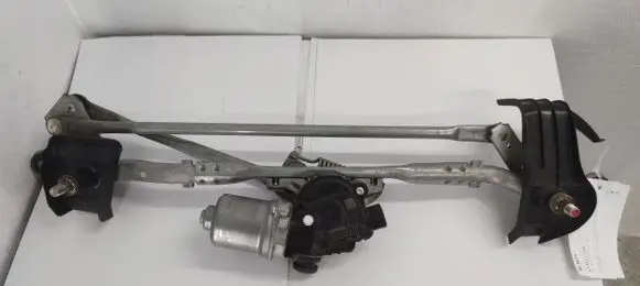 Front wiper linkage