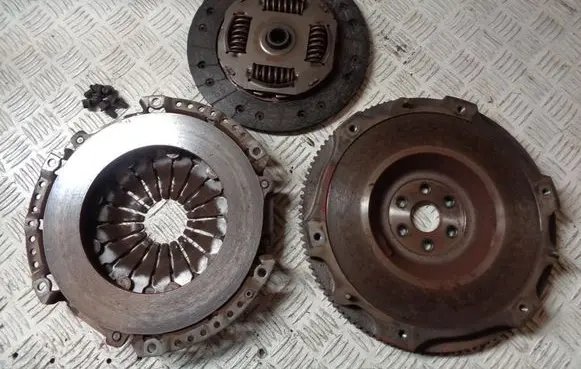 Ford Fiesta Clutch set kit CM5G7550JE CM5G7563JE CM5G6375NA