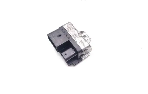 BMW 1 F20 F21 Glow plug pre-heat relay 8514120 0281003115