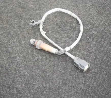 Ford Focus Lambda probe sensor CM5A9G444AA 0258010334