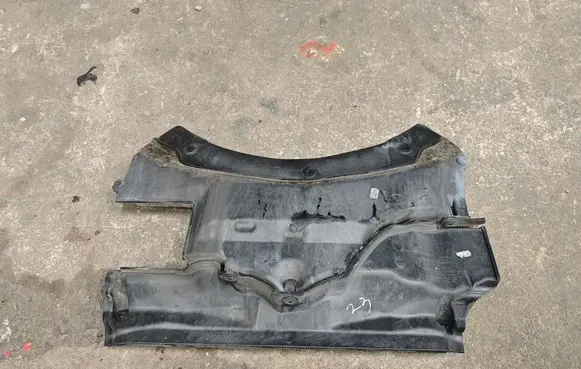BMW 5 F10 F11 Other engine bay part 51717204334 7204334 74850610