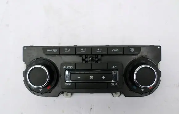 Skoda Octavia Mk2 (1Z) Climate control unit 3T0907044AB