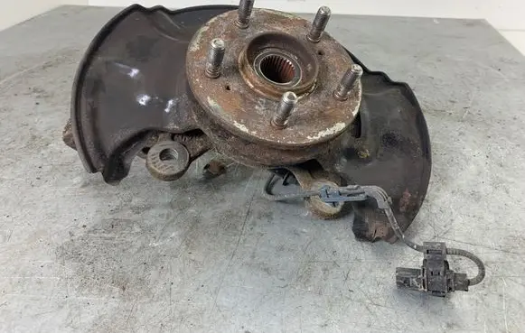 Honda CR-V Front wheel hub