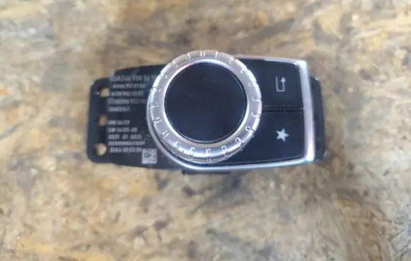 Mercedes-Benz CLA C117 X117 W117 Head unit multimedia control A2469005615 03358722102 A2189022502
