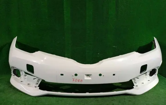 Toyota Auris E180 Front bumper