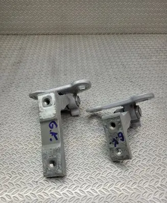 Volvo XC40 Rear door hinge set 31457099 31457095