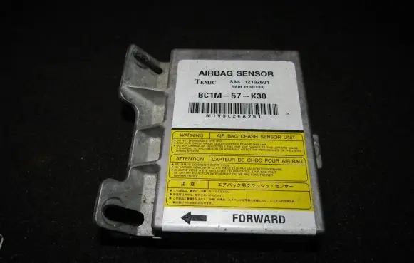Mazda 323 Airbag control unit/module bc1m57k30 12192601