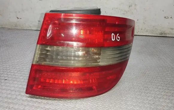 Mercedes-Benz B W245 Rear/tail lights A1698200377