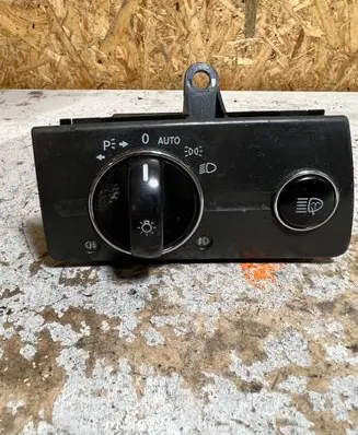 Mercedes-Benz E W211 Light switch 2115450104 7241Q04