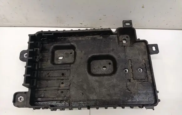 Battery tray
