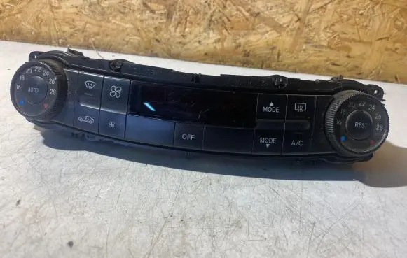 Mercedes-Benz E W211 Climate control unit 2118301490 00013107