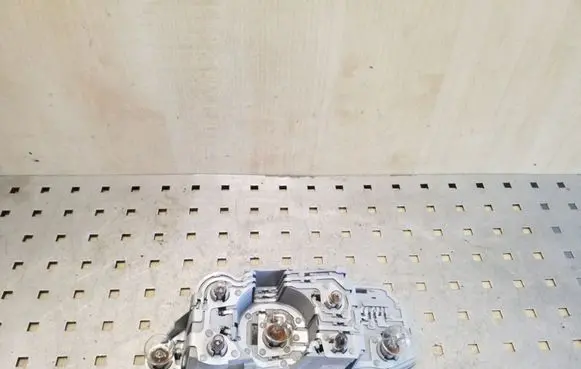 Tail light part
