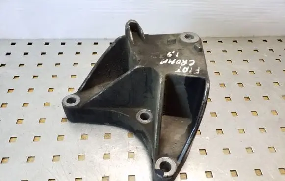 Fiat Croma Engine mounting bracket 51740297