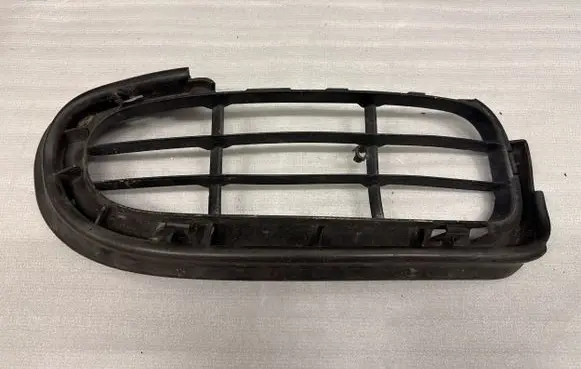 Porsche Boxster 986 Front bumper lower grill 98650555400
